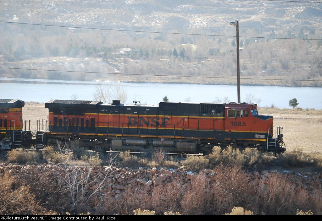 BNSF 1085 Leads Beer Train At Coors Brewery